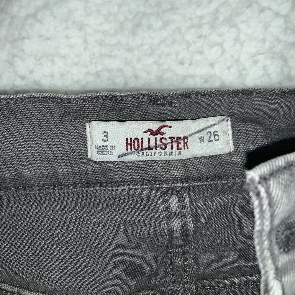 Shorts - Picture 4 of 8